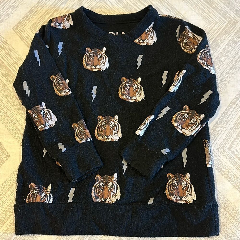 Chaser Black Sweatshirt Tigers and Lightning Bolt All Over Pattern - Size 5